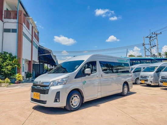 รถตู้ VIP 10 ที่นั่ง